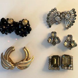 Vintage 50’s Clip On Earrings